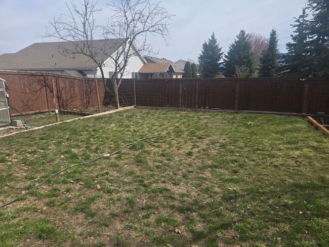 Building Photo - Spacious 3-Bedroom Home with Large Lot, Greenhouse & Bonus Room – The Landings