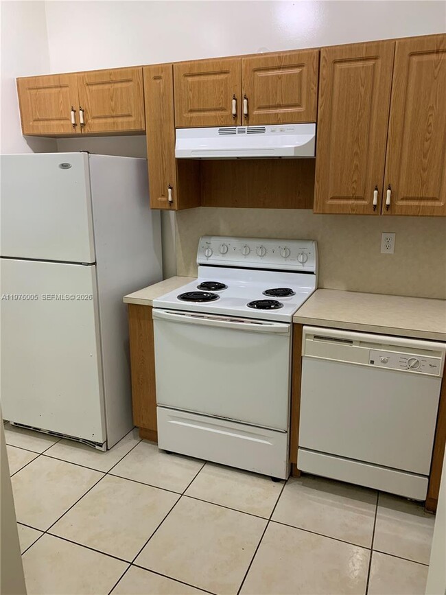 Building Photo - 1250 SE 29th St