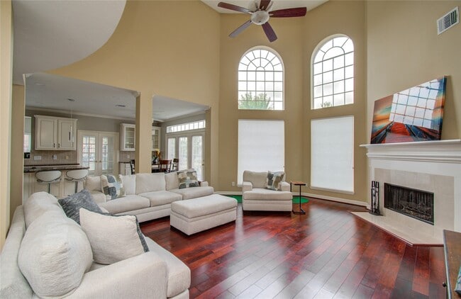 Building Photo - 12006 Waterdance Ln