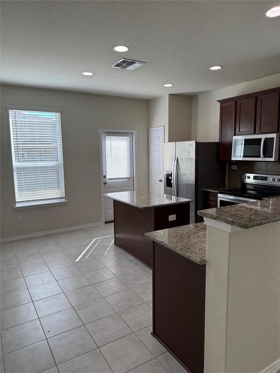 Building Photo - 351 Mistflower