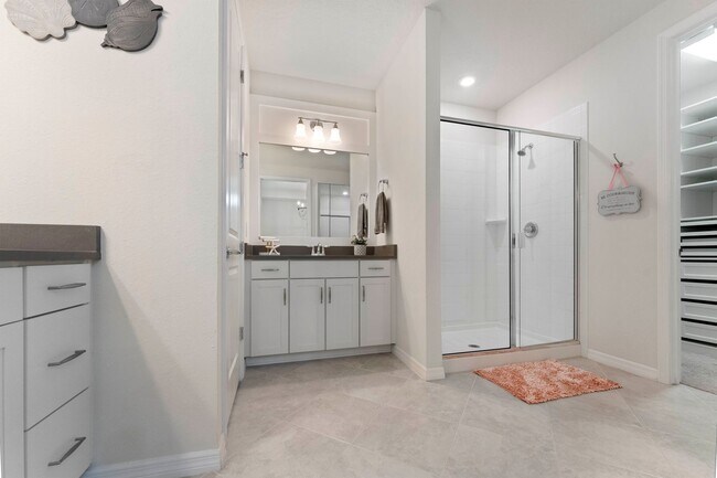 Building Photo - Introducing a captivating 3-story townhome...