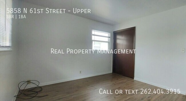 Building Photo - 5858 N 61st St