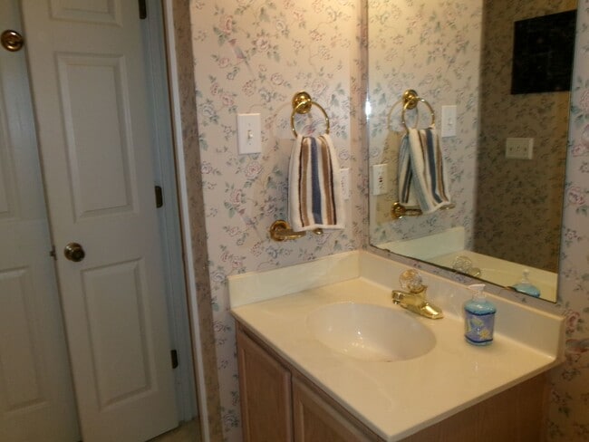 Building Photo - 4500 Coquina Harbour Dr