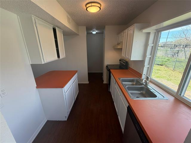 Building Photo - 5415 Queen Ct