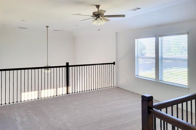 Building Photo - 25737 Damask Dr