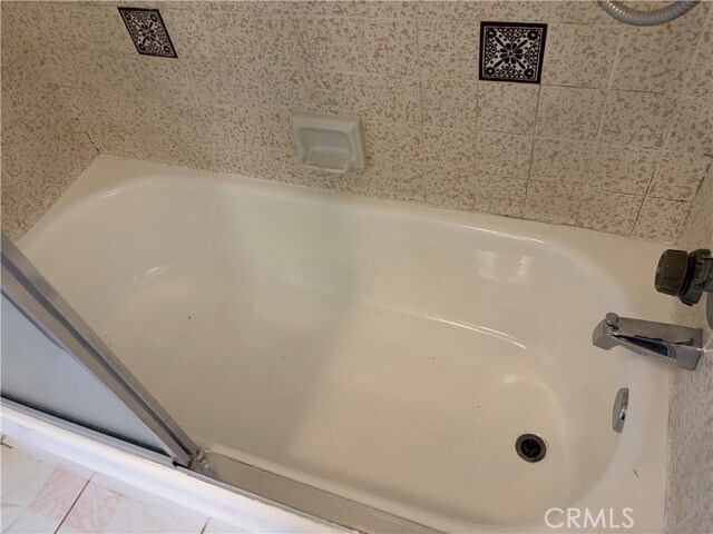 Building Photo - 116 E Commonwealth Ave