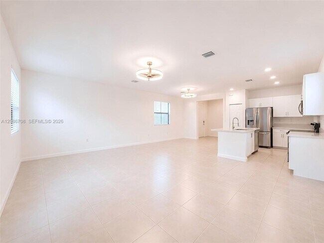 Building Photo - 3448 W 110th Terrace