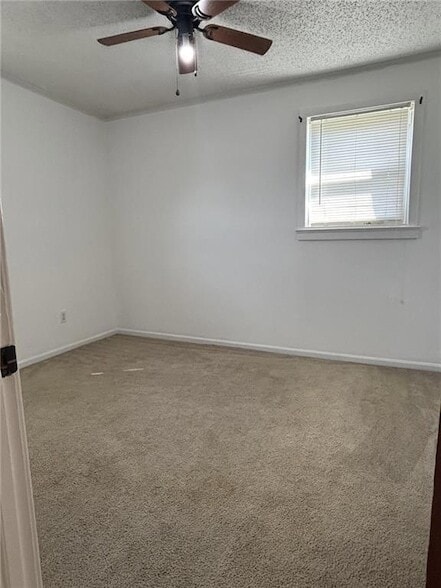 Building Photo - 41 Mason St