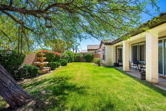 Building Photo - 60268 Sweetshade Ln