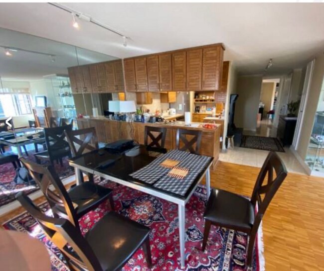 Building Photo - 19 N 1st St