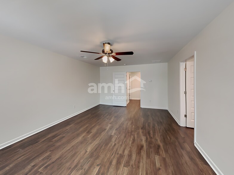 Building Photo - 1232 Big Poplar Way