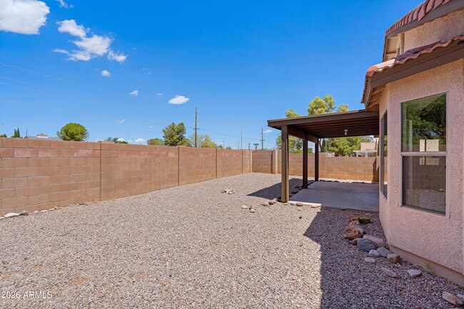 Building Photo - 902 Monte Vista Ave