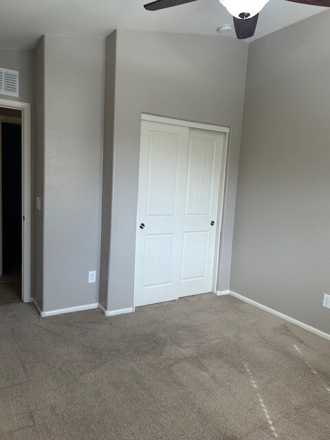 Building Photo - 2725 E Mine Creek Rd