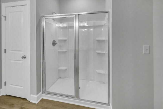 Building Photo - Brand-New 4BR Home in Prime Columbia Location!