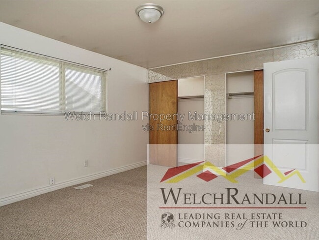 Building Photo - 868 W 4400 S