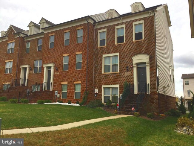 Building Photo - 13251 Tivoli Lake Blvd