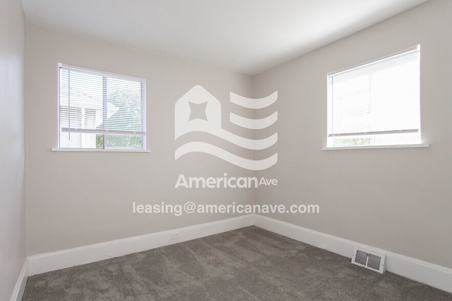 Building Photo - 1410 Linden St