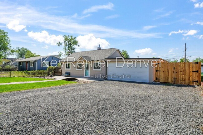 Building Photo - 11860 W Independence Ave