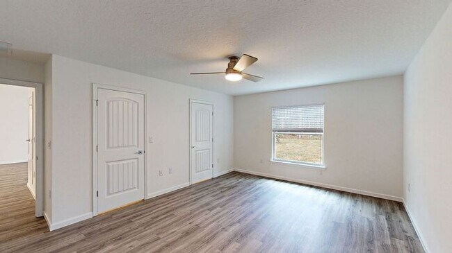 Building Photo - *** 1ST MONTH RENT FREE*** BEAUTIFUL 4/2 HOME IN PALM COAST