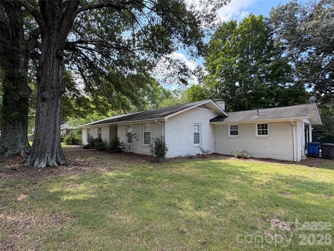 Building Photo - 608 Margaret Dr