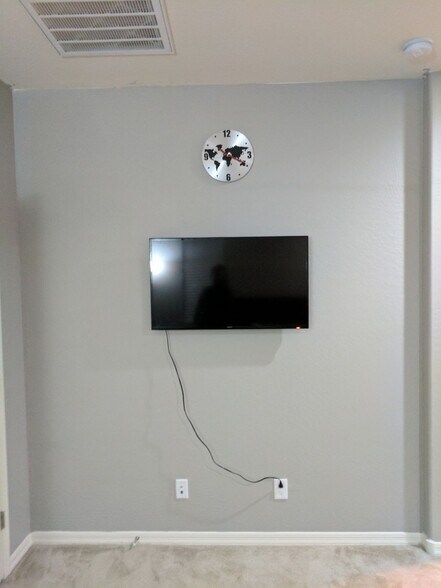 Building Photo - 22084 N 98th Dr