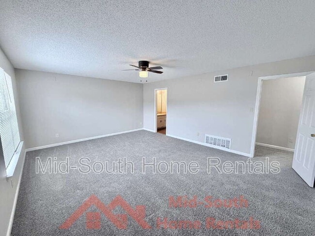 Building Photo - 3942 Chelsea Hill Dr