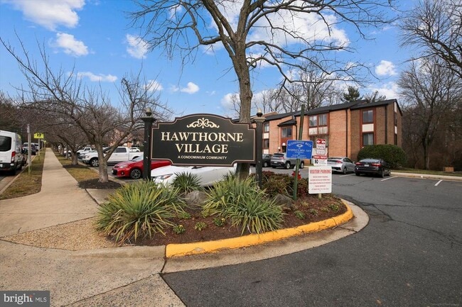 Building Photo - 9712 Kingsbridge Dr