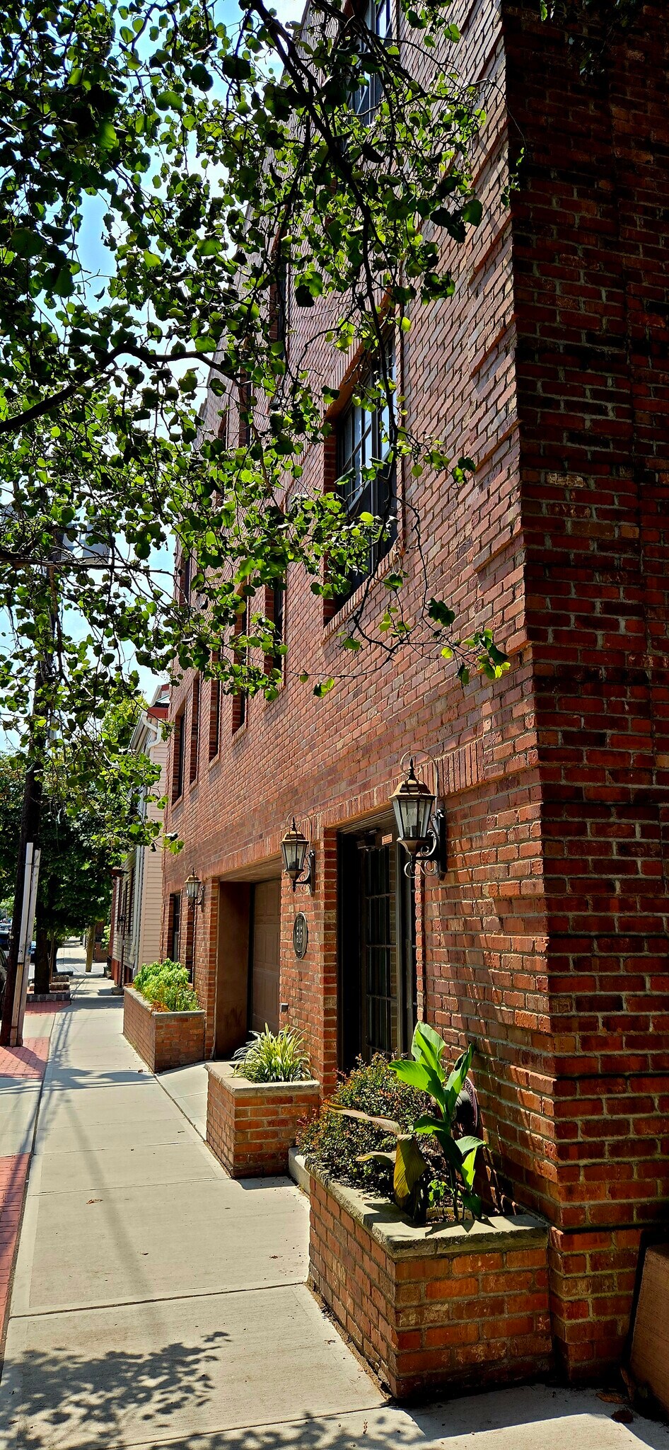 Building Photo - 515 Gregory Ave