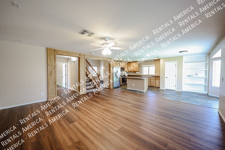 Building Photo - 23808 N Tayrien Ln