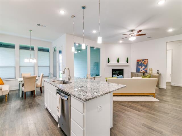 Primary Photo - 7623 Coronado Dr