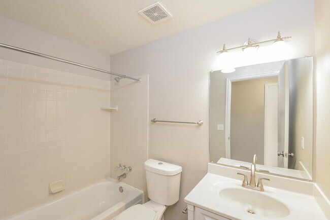 Building Photo - 4089 E 118th Ave