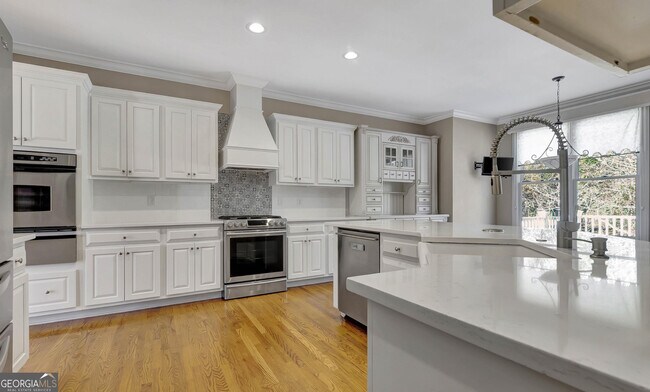 Building Photo - 795 Birkdale Dr
