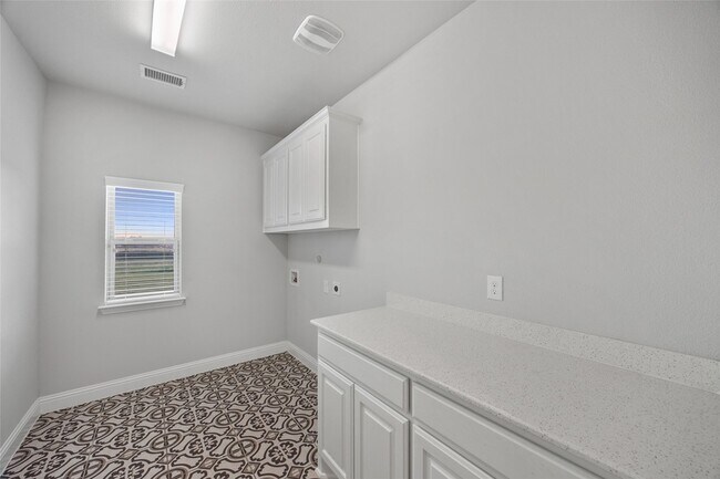 Building Photo - 4705 Fulbrook Dr