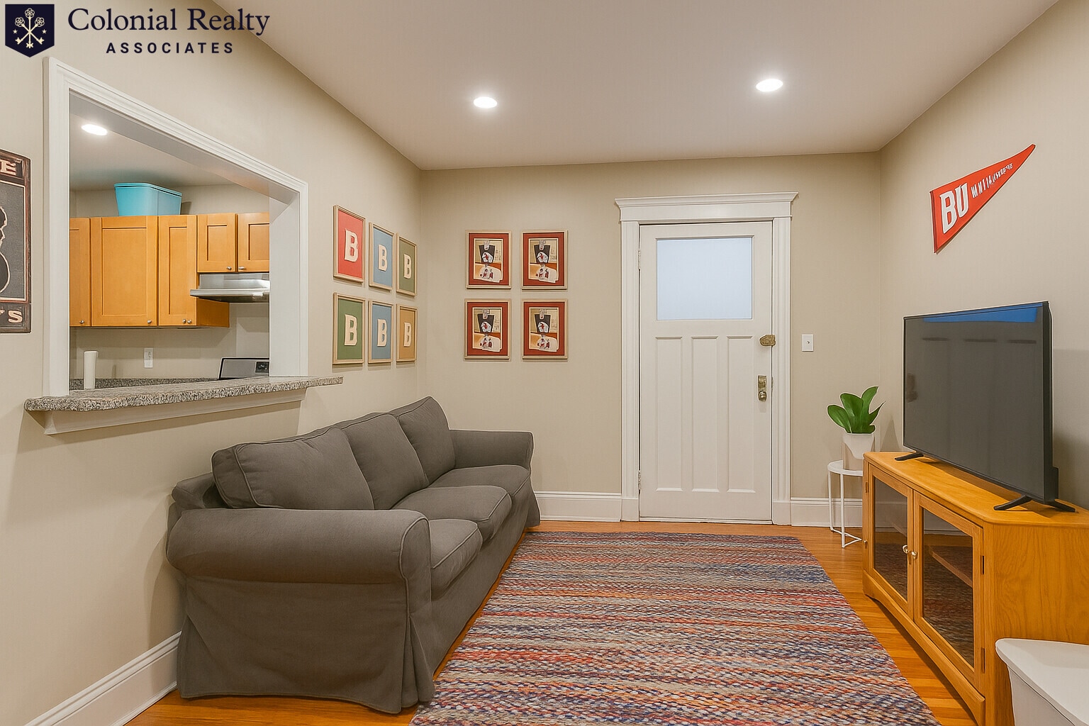 Building Photo - 332 St Paul St