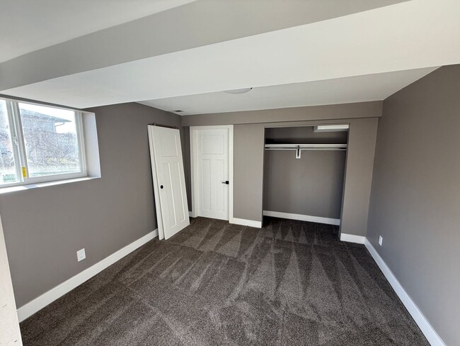 Building Photo - Newly renovated four bedroom home!