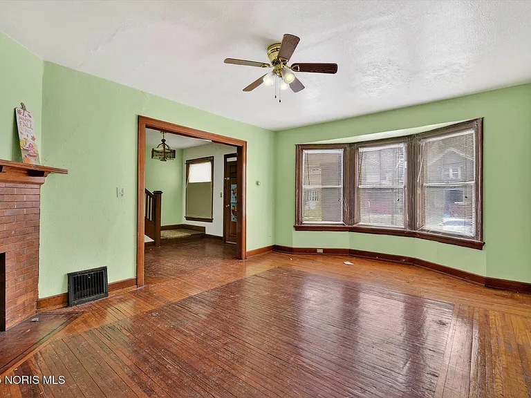 Building Photo - 3209 Kimball Ave