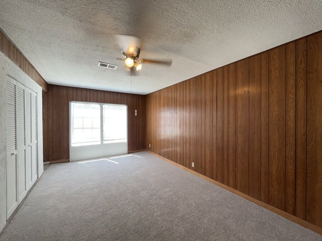 Building Photo - 6003 Highfield St