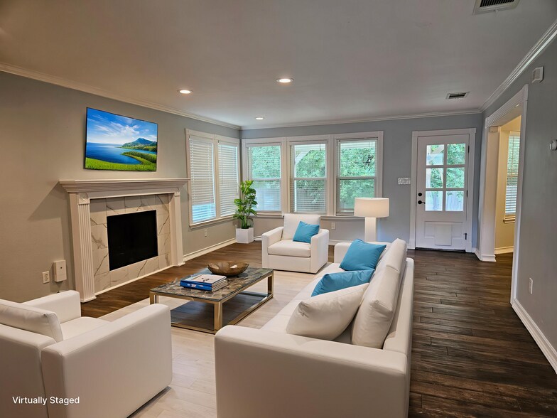 Building Photo - 2134 Pecan Hollow Dr