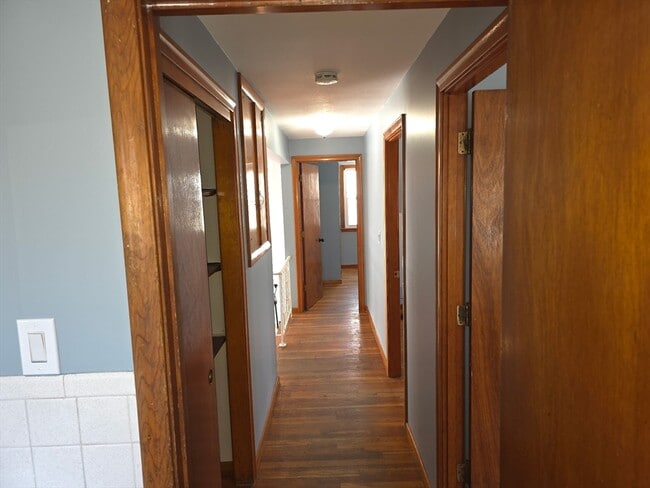 Building Photo - 11 Boyden St