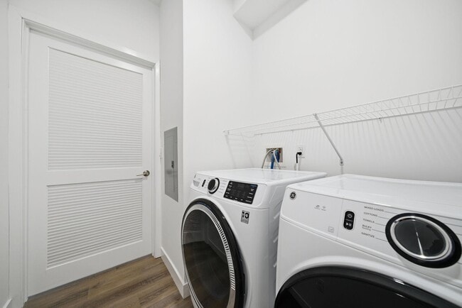 Building Photo - 764 New Bridge Rd