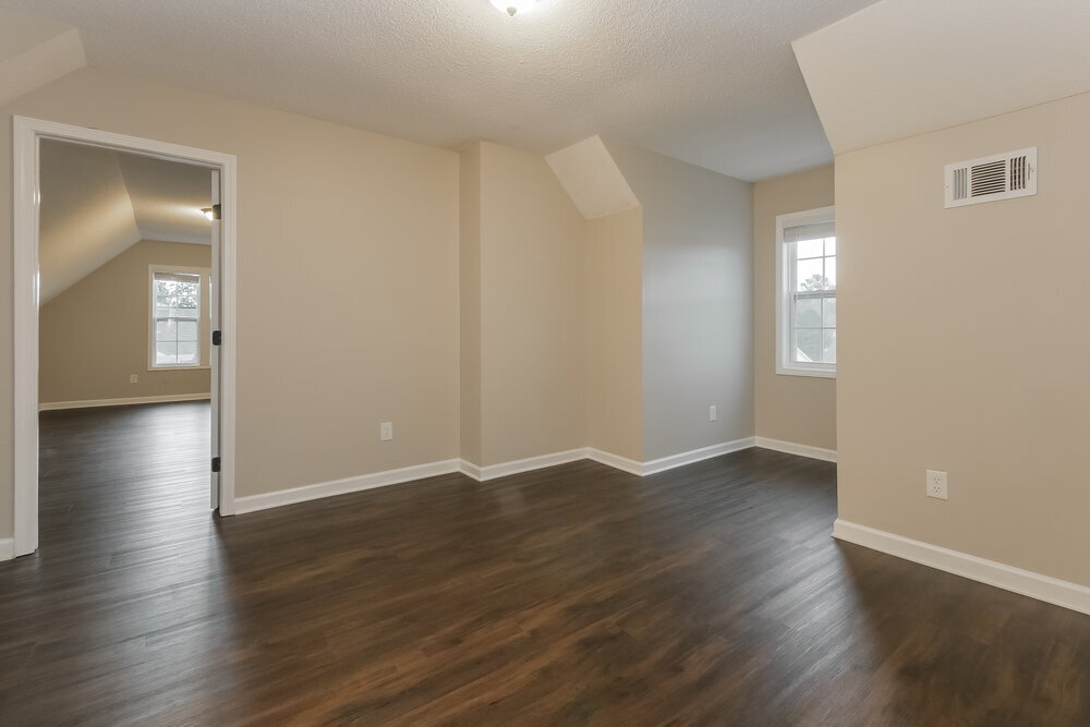 Building Photo - 11195 Knotty Pine Pl