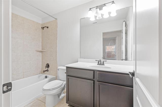 Building Photo - 437 Lipizzan Ln