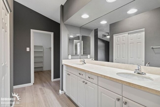 Building Photo - Beautiful 3Bdm 2Ba Home in Scottsdale!