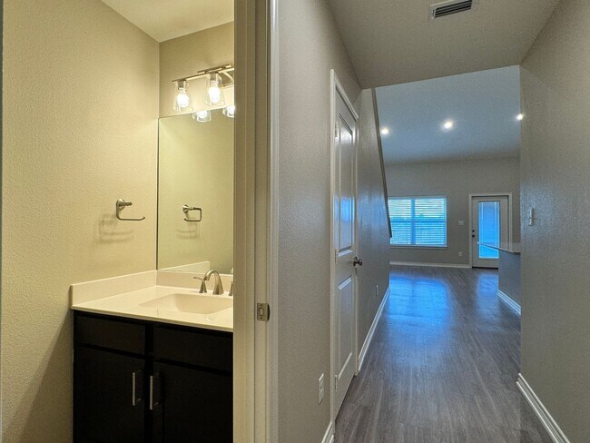 Building Photo - 14568 CR 2191