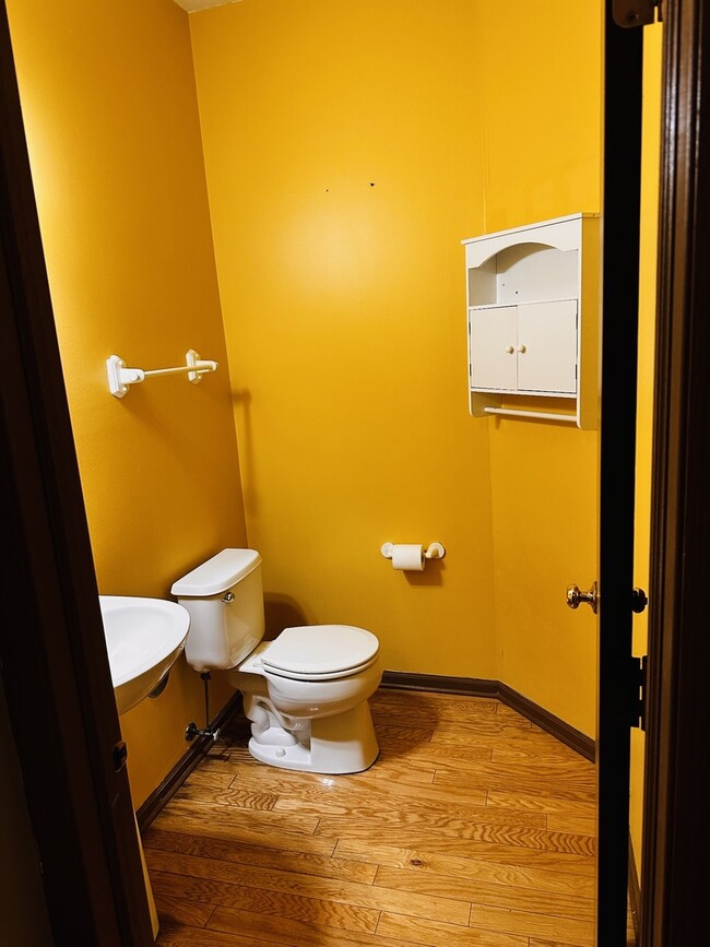 Building Photo - 2903 Falling Waters Dr