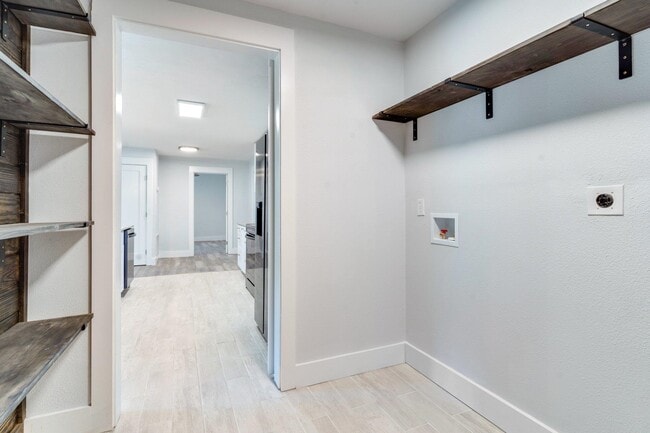 Building Photo - 129 Sioux Trail