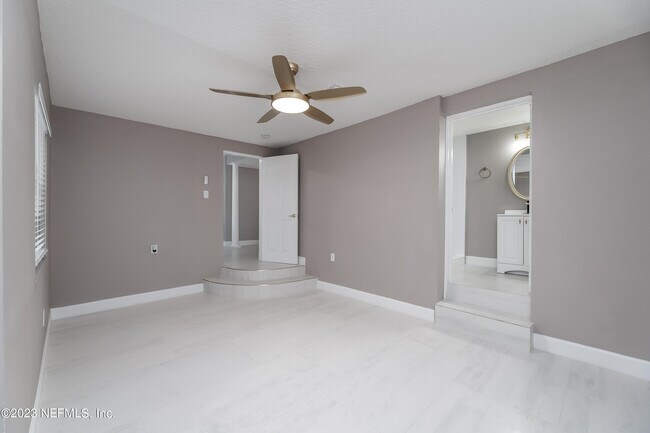 Building Photo - 5262 Tulane Ave