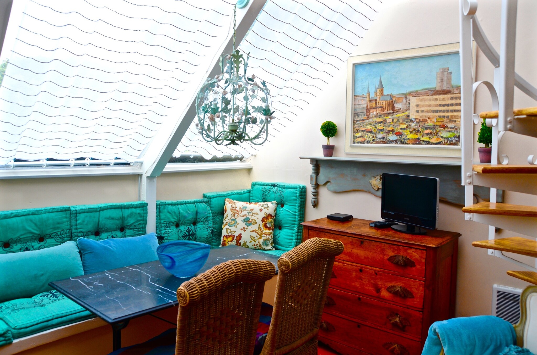 Dining Area - 137 4th St