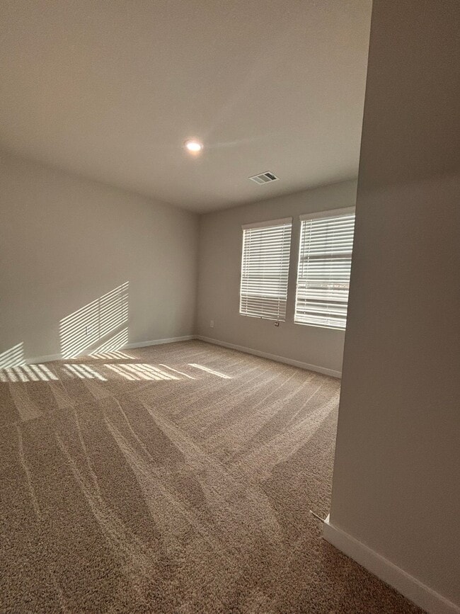 Building Photo - 7910 Alset Dr