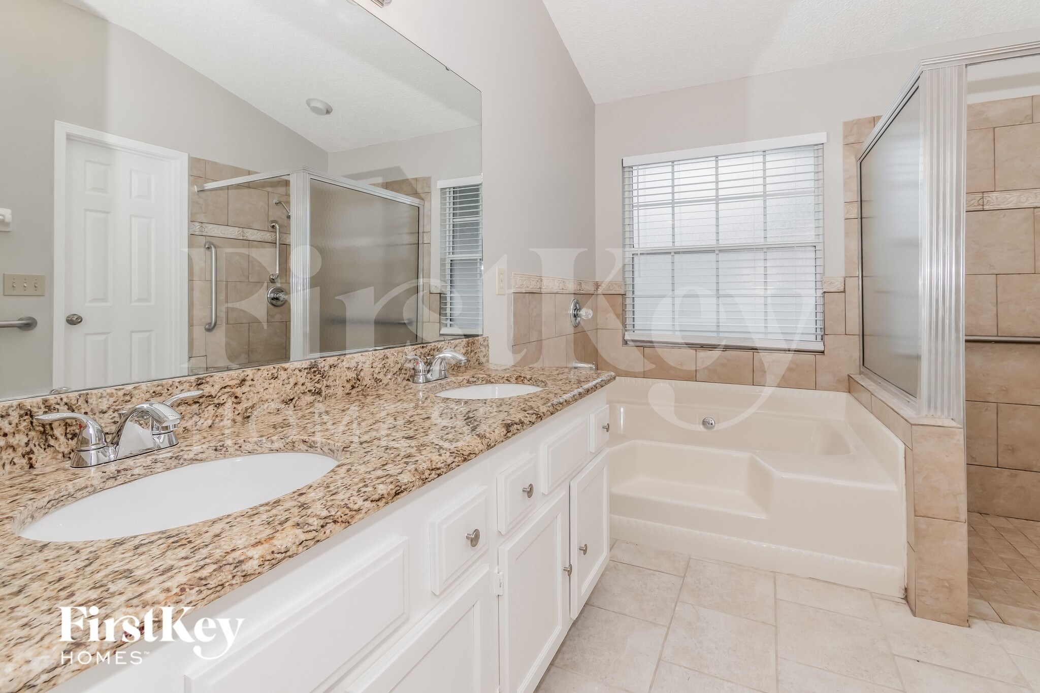 Building Photo - 12187 Silver Saddle Dr